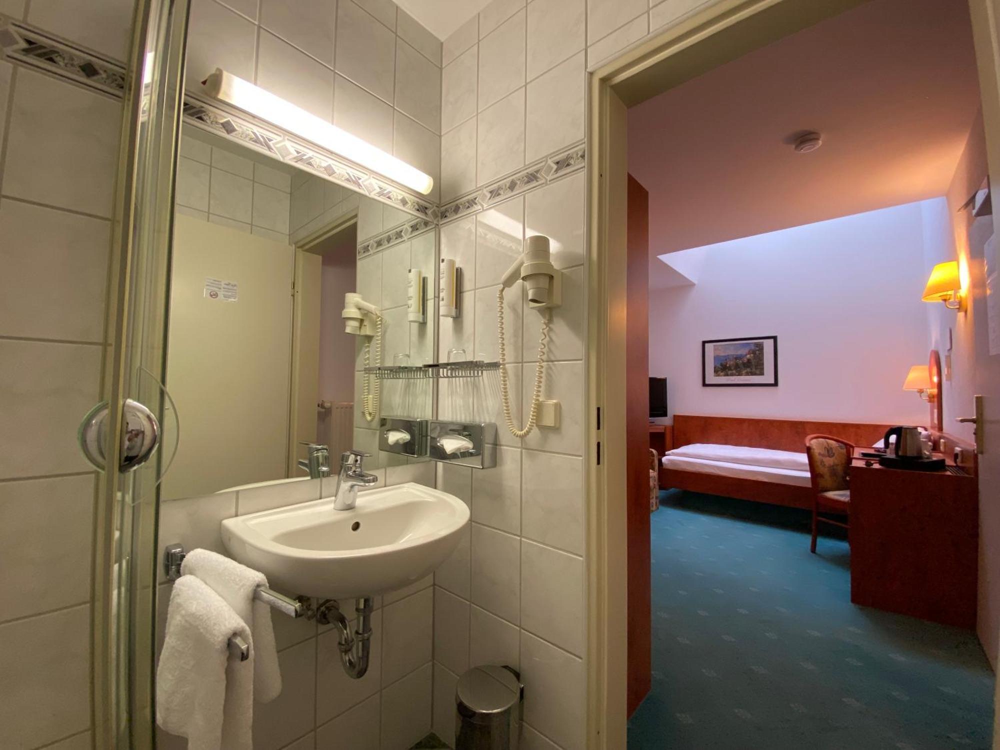 Hotel Hansa Offenbach am Main Esterno foto